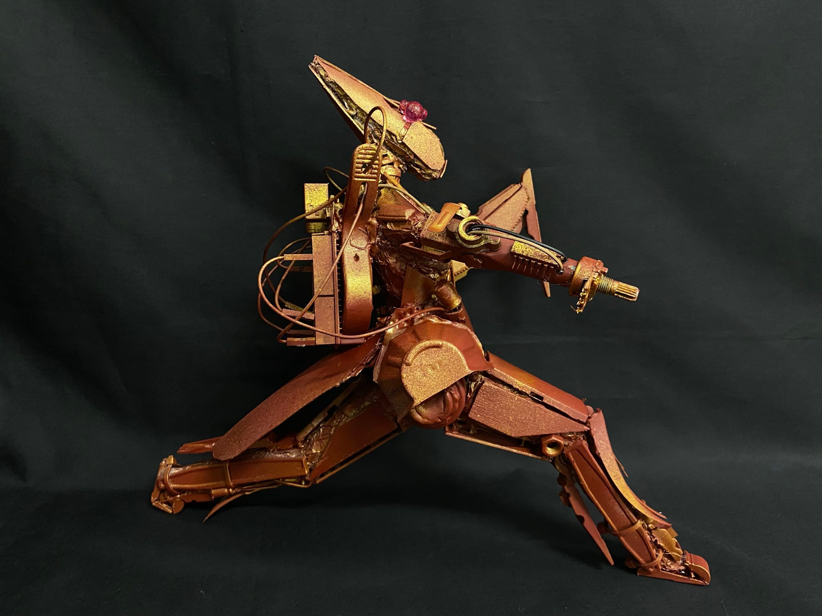 Figurines view 5